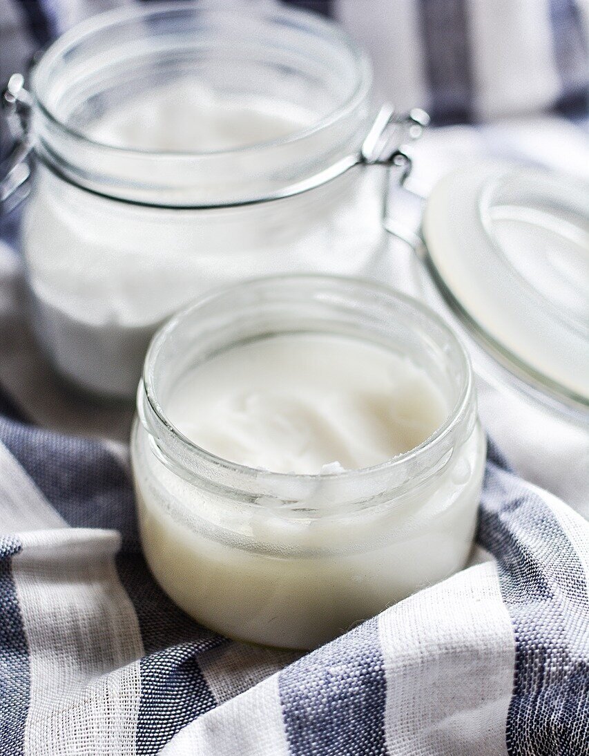 How to Use Coconut Oil as a Makeup Remover, and Why You Should ...